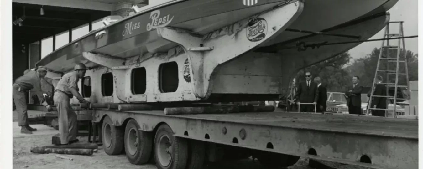 Miss Pepsi on trailer