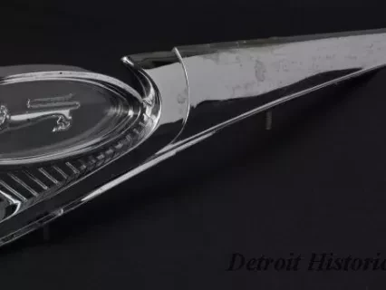 Emblem, Automotive