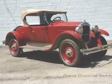 Automobile - 1924 Hupmobile Roadster