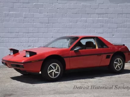 Automobile - 1984 Pontiac Fiero 2M4 2-Door Coupe