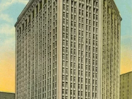Postcard - New Bank and Office Building of the First National Bank, Central Savings Bank, and First National Co., Detroit, Mich.