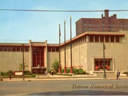 Postcard - Detroit Historical Museum