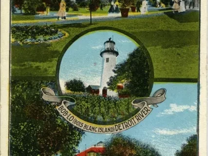 Postcard - Bob-Lo (Bois Blanc Island) Detroit River.