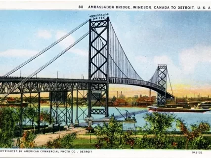 Postcard - Ambassador Bridge, Windsor, Canada to Detroit U.S.A. - Ambassador Bridge