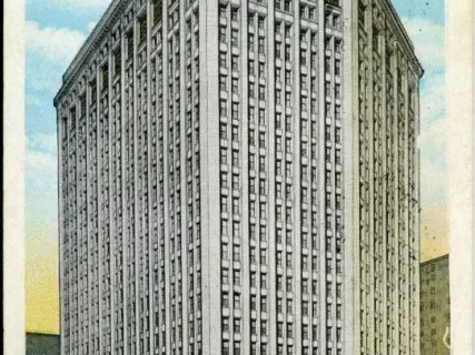 Postcard - First National Bank Building. Detroit, Mich.