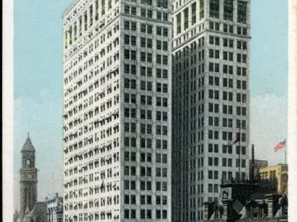 Postcard - Dime Savings Bank, Building, Detroit, Mich.