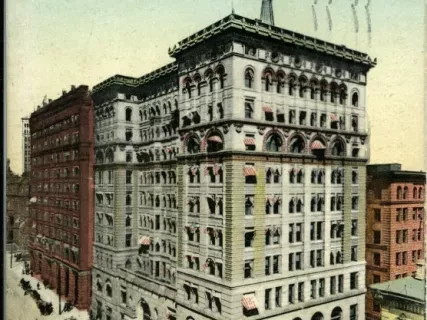 Postcard - Union Trust and Hammond Buildings, Detroit, Mich.