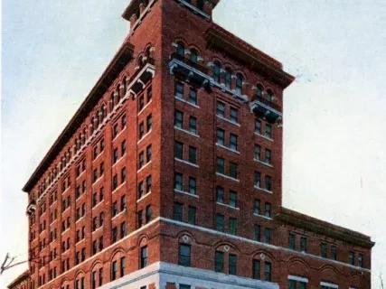 Postcard - New Y.M.C.A. Bldg., Detroit, Mich.