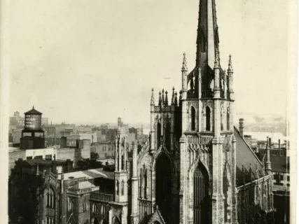 Postcard - Fort St. Presbyterian, Detroit, Mich.