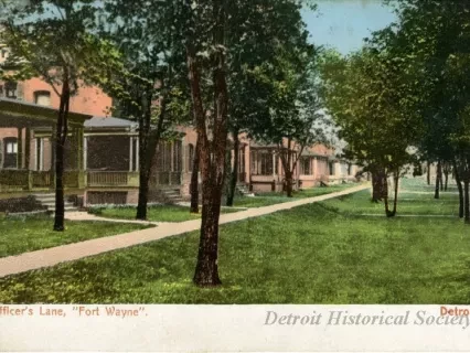 Postcard - Officer's Lane, "Fort Wayne"