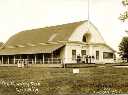 Postcard - The Country Club, Grosse Ile - The County Club, Grosse Ile
