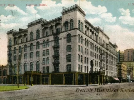 Postcard - Cadillac Hotel, Detroit, Mich.