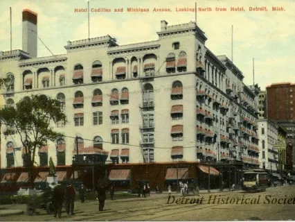 Postcard - Hotel Cadillac and Michigan Avenue, Looking North from Hotel, Detroit, Mich.