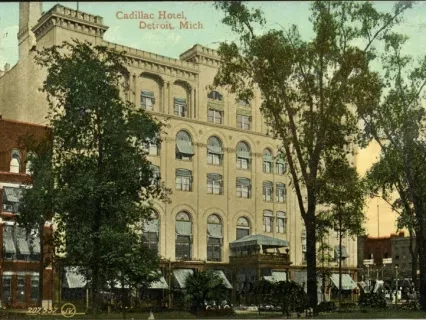 Postcard - Cadillac Hotel, Detroit, Mich.