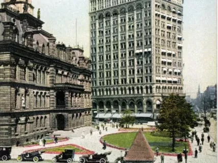 Postcard - City Hall and Majestic Building, Detroit, Mich.
