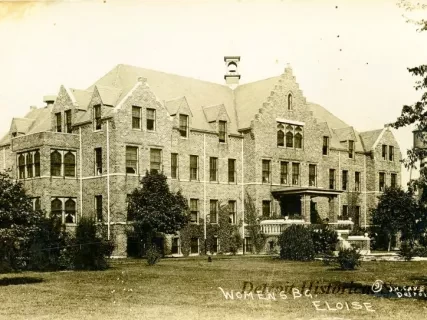 Postcard - Women's Bg., Eloise - Women's Building Eloise