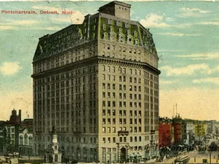 Postcard - Hotel Pontchartrain, Detroit, Mich.