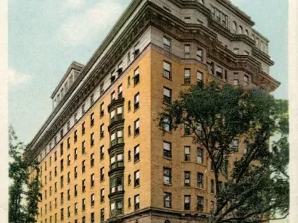Postcard - Pasadena Apartment Hotel, Detroit, Mich.