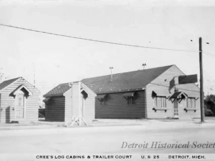 Postcard - Cree's Log Cabins & Trailer Court, U.S. 25, Detroit, Mich.