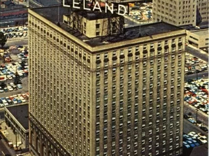 Postcard - Detroit Leland Hotel