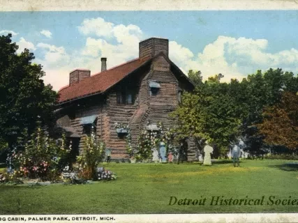 Postcard - Log Cabin, Palmer Park, Detroit, Mich.