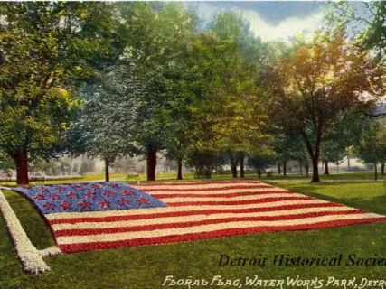 Postcard - Floral Flag, Water Works Park, Detroit, Mich.