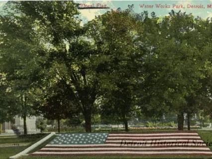 Postcard - Floral Flag, Water Works Park, Detroit, Mich.