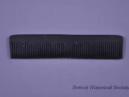 Comb