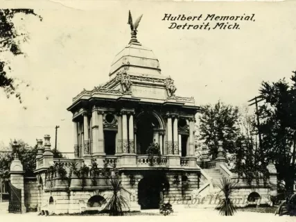 Postcard - Hurlbut Memorial, Detroit, Mich.