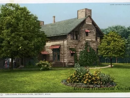 Postcard - Log Cabin, Palmer Park, Detroit, Mich.