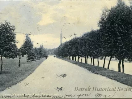 Postcard - Drive, Water Works Park, Detroit, Mich.