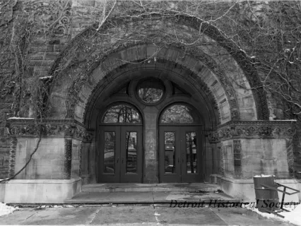 Print, Photographic - Old Main, Cass Entrance