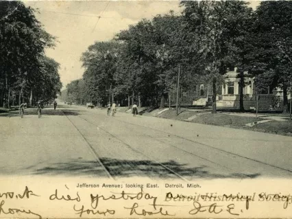 Postcard - Jefferson Avenue; looking East. Detroit, Mich.