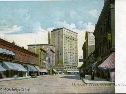 Postcard - Detroit, Mich., Lafayette Ave.