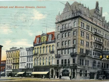Postcard - Randolph and Monroe Streets, Detroit.