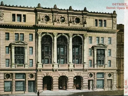 Postcard - Detroit, Mich. Detroit Opera House,