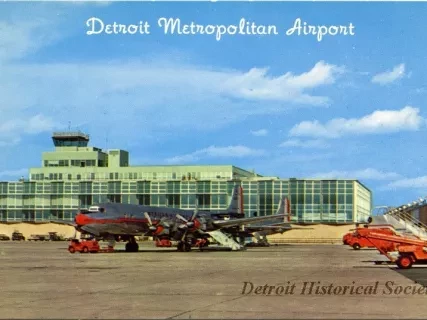 Postcard - Detroit Metropolitan Airport