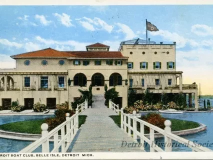 Postcard - Detroit Boat Club, Belle Isle, Detroit, Mich.