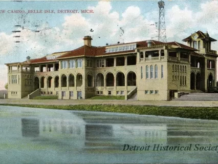 Postcard - New Casino, Belle Isle, Detroit, Mich.