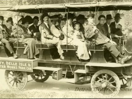 Postcard, Picture