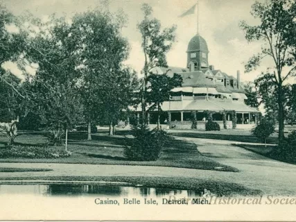 Postcard - Casino, Belle Isle, Detroit, Mich.