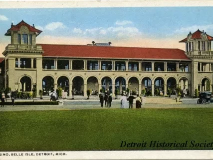 Postcard - Casino, Belle Isle, Detroit, Mich.
