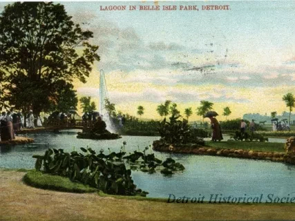 Postcard - Lagoon in Belle Isle Park, Detroit.