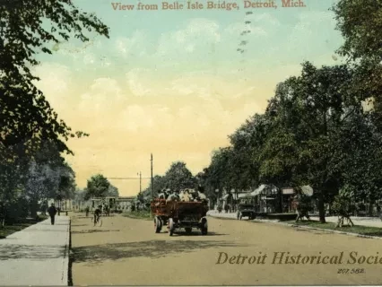 Postcard - View from Belle Isle Bridge, Detroit, Mich.