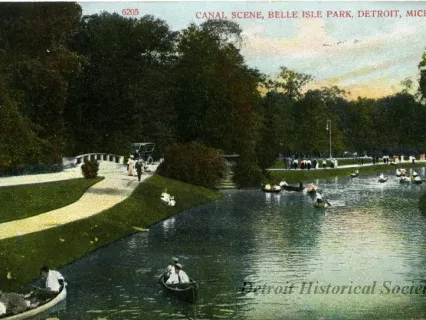 Postcard - Canal Scene, Belle Isle Park, Detroit, Mich.