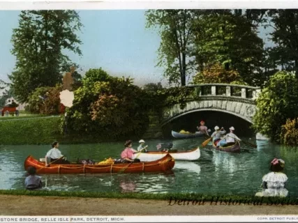 Postcard - Stone Bridge, Belle Isle Park, Detroit, Mich.