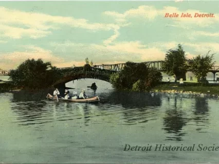 Postcard - Belle Isle, Detroit.