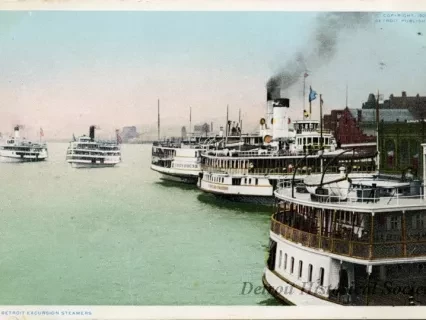 Postcard - Detroit Excursion Steamers