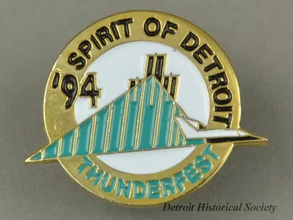 Medal, Pin