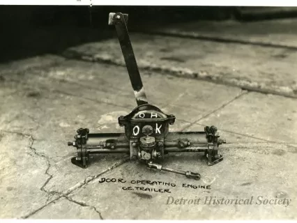 Print, Photographic - Door Operating Engine Trailer